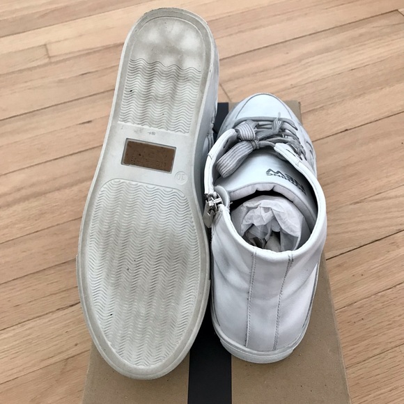 Nothing New Women’s Hollywood distressed hightop sneaker - Picture 2 of 6